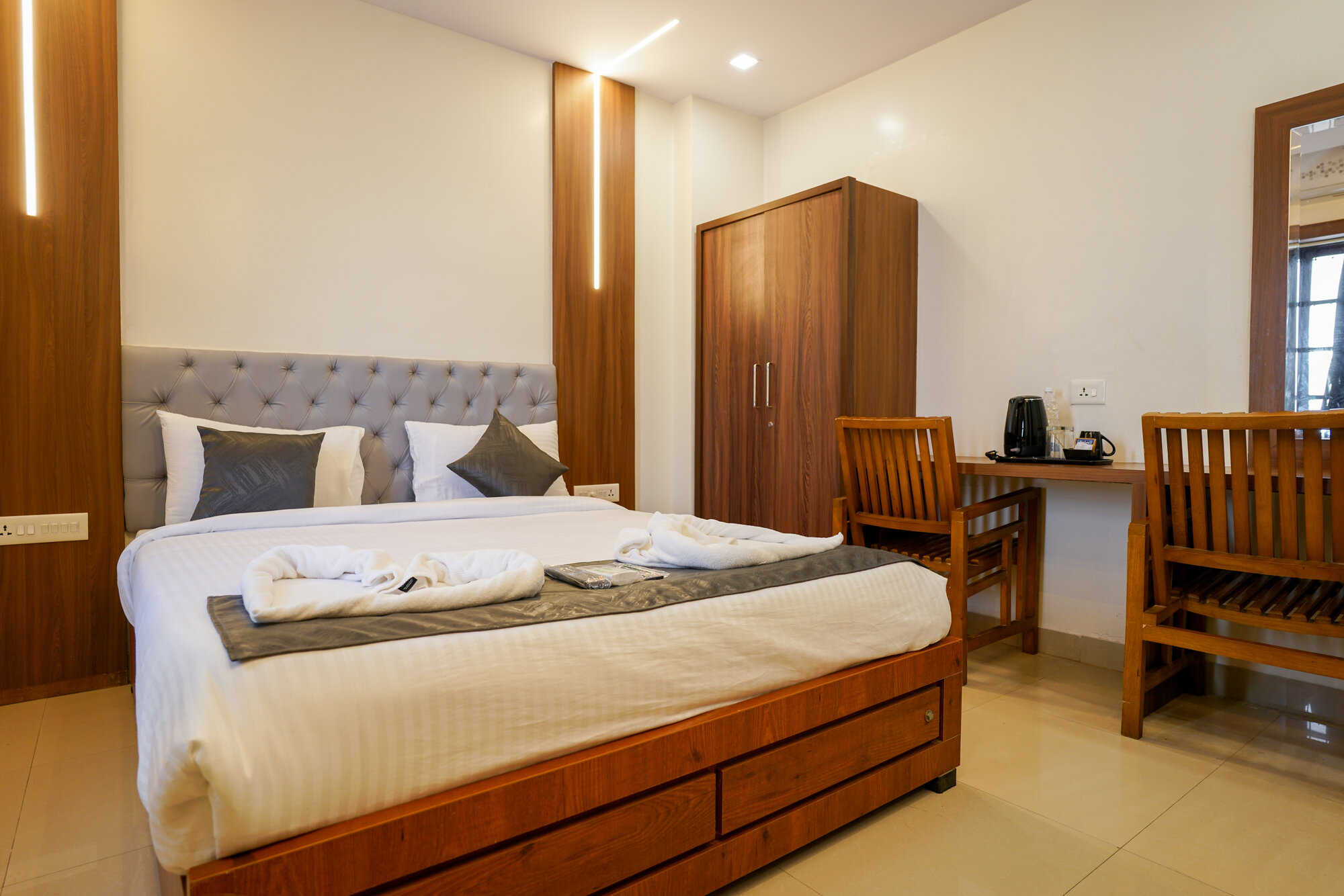 Affordable Hotel Rooms Interior - Budget Hotels in India